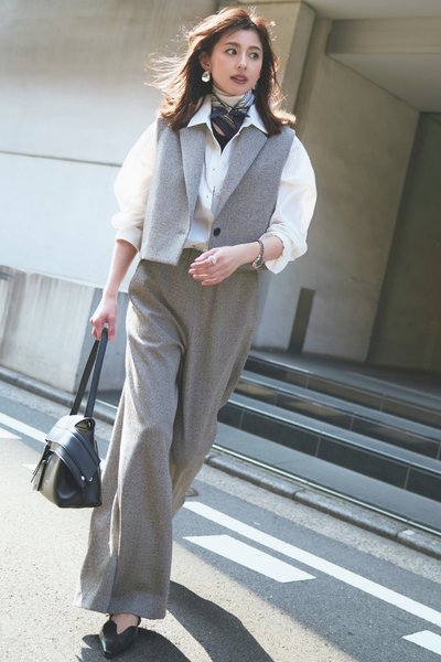 【4/10のコーデ】デザイン性のあるジレセットアップで『印象に残る人』を目指したい！