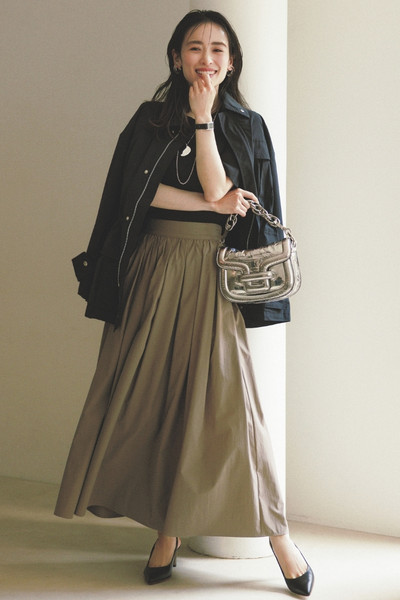 【4/25のコーデ】今どきの着映えが叶う、ドラマティックなスカートコーデ