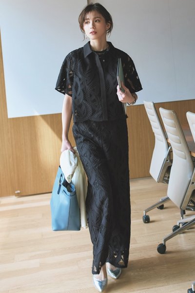 【4/28のコーデ】総レースのリッチな素材感で風格ある着こなしに！