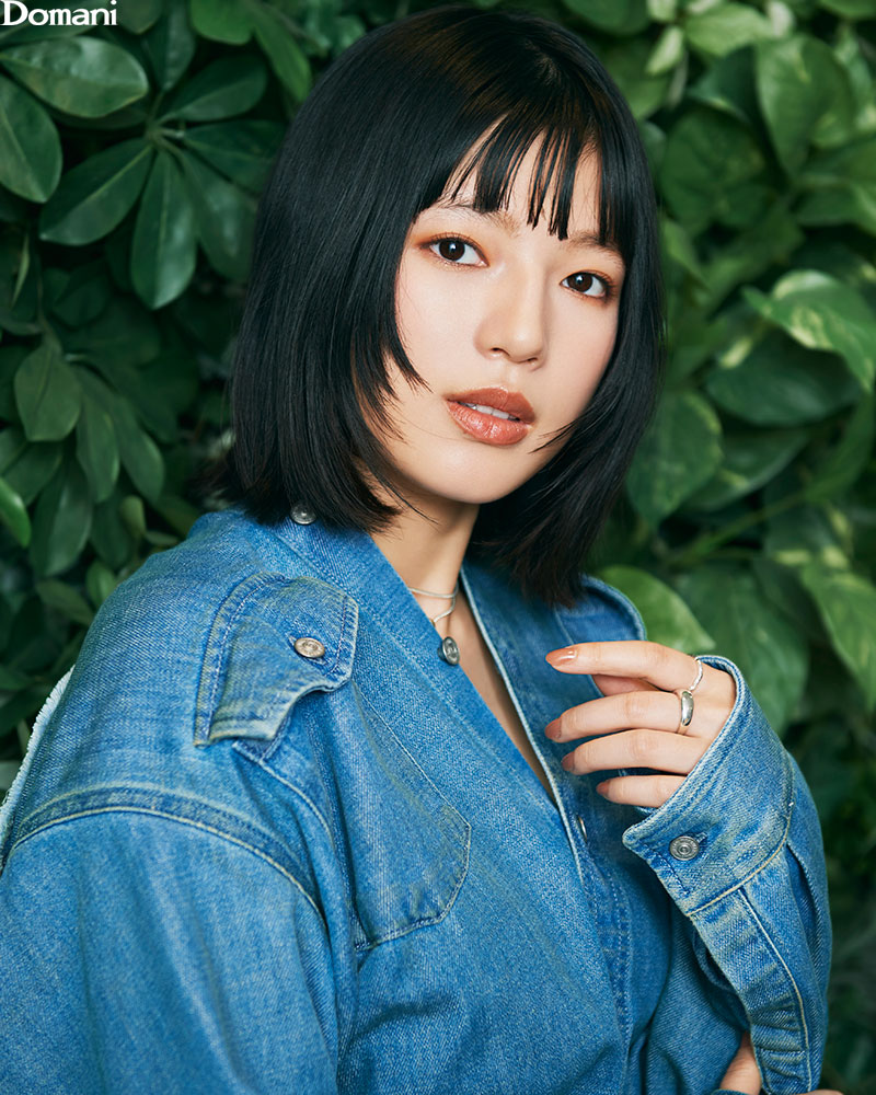 石井杏奈さん　バストアップの写真