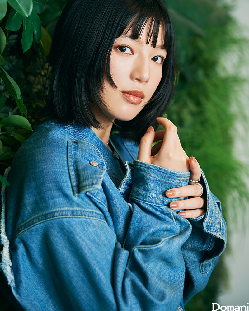 石井杏奈さん　バストアップの写真