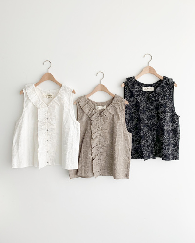 総刺繍ベスト