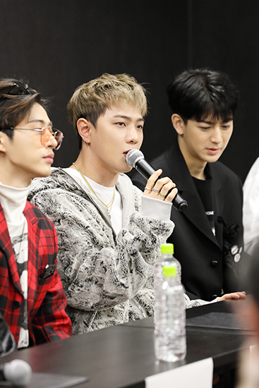 iKON
