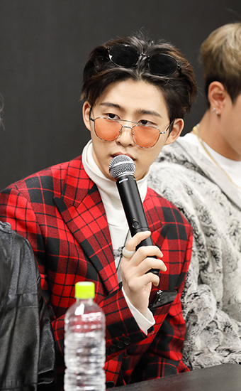 iKON