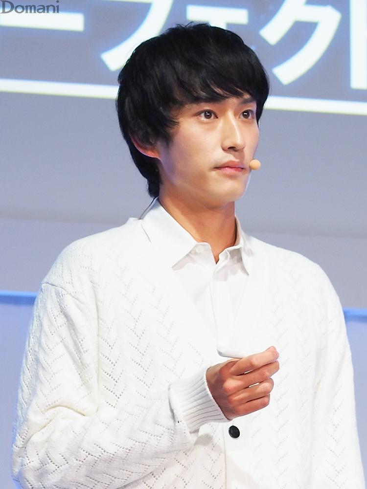 杉野遥亮さん