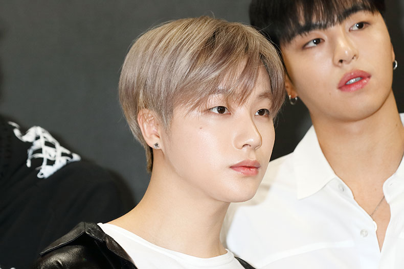 iKON