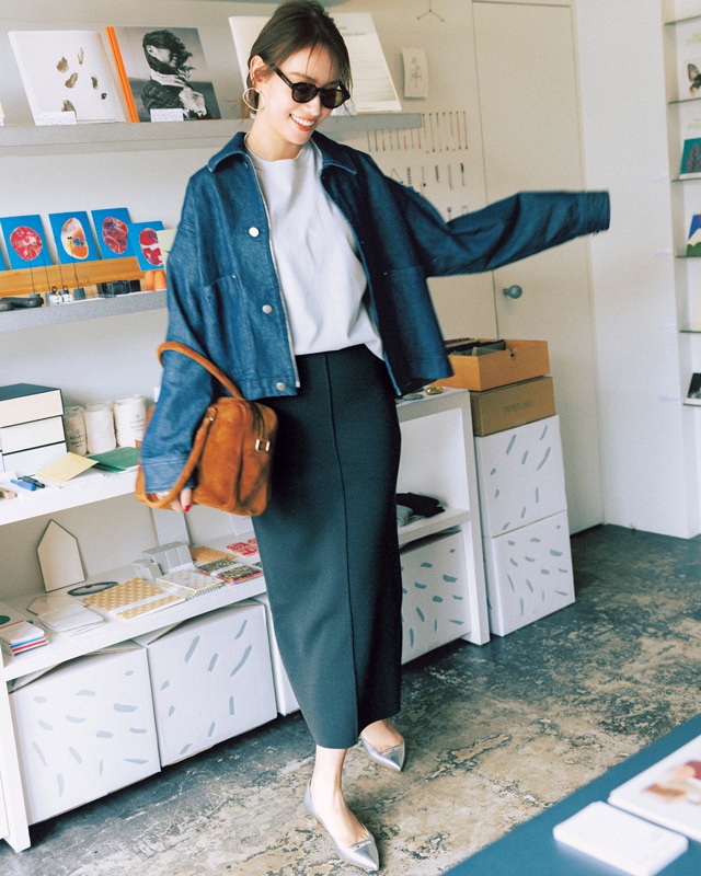 タイトスカートコーデ