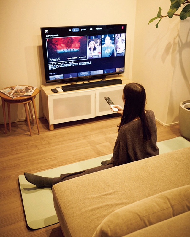 ストレッチしながらドラマ、映画鑑賞