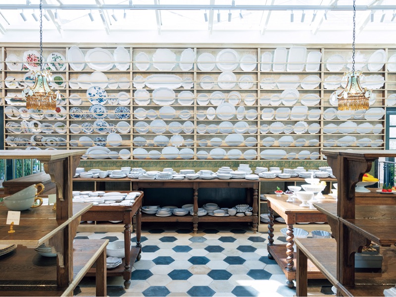 アスティエ ド ヴィラット　フラッグシップストア