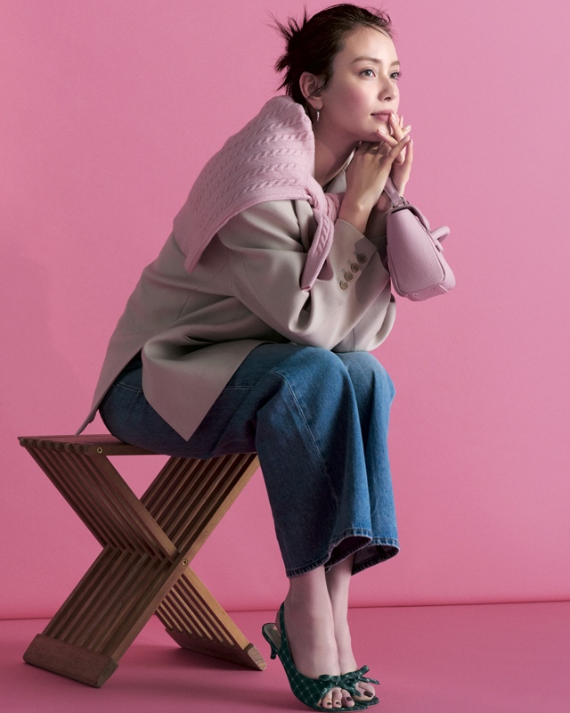 ラグジュアリーサンダルコーデ