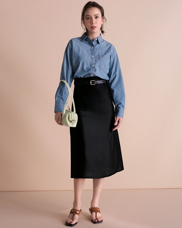 ラグジュアリーサンダルコーデ