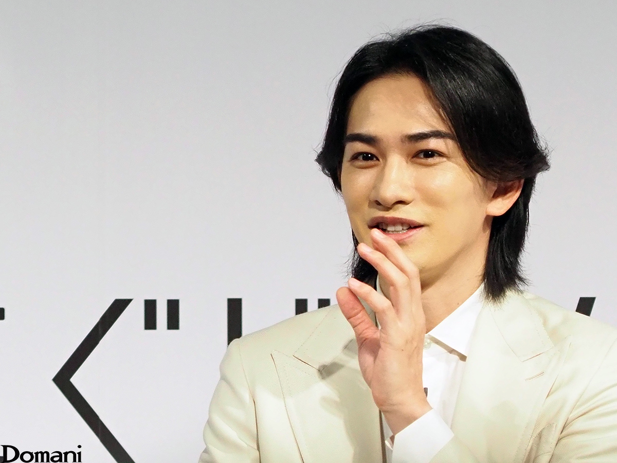 話をする町田啓太さん