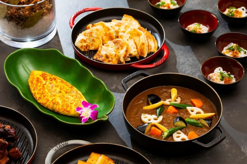 インドカレーなどアジア料理の写真