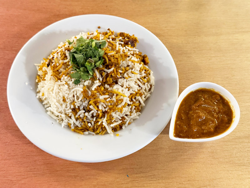 モーニングビリヤニ