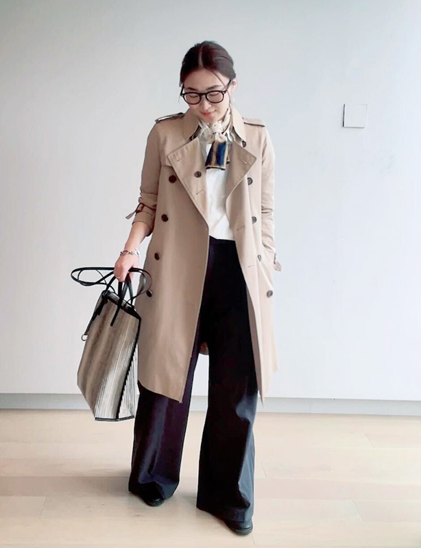 トレンチコートを使ったオフィススタイル