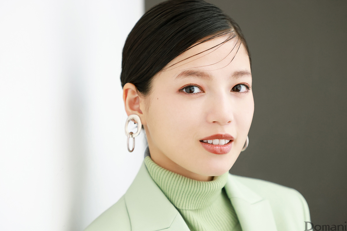 笑顔の石井杏奈さん