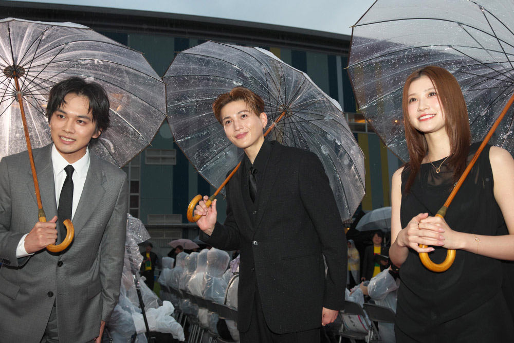 北村匠海さん、八木勇征さん、生見愛瑠さん