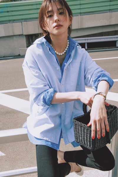 【5/13のコーデ】難易度高めのシャツ2枚重ね。同色系の濃淡でまとめれば、さりげなく決まる！