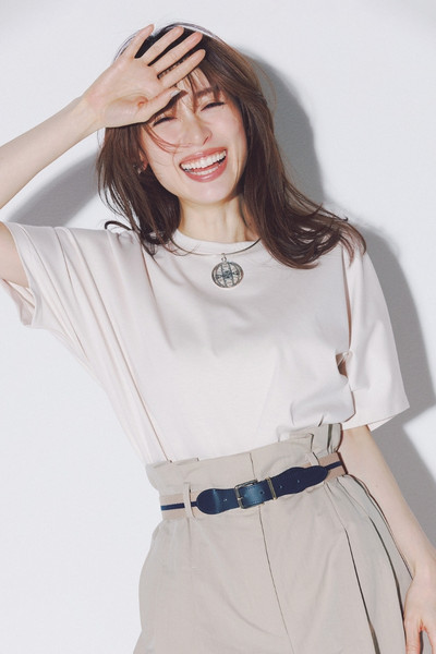 【5/30のコーデ】素材とシルエットが命！ 洗練ディテールでTシャツスタイルを格上げ♡