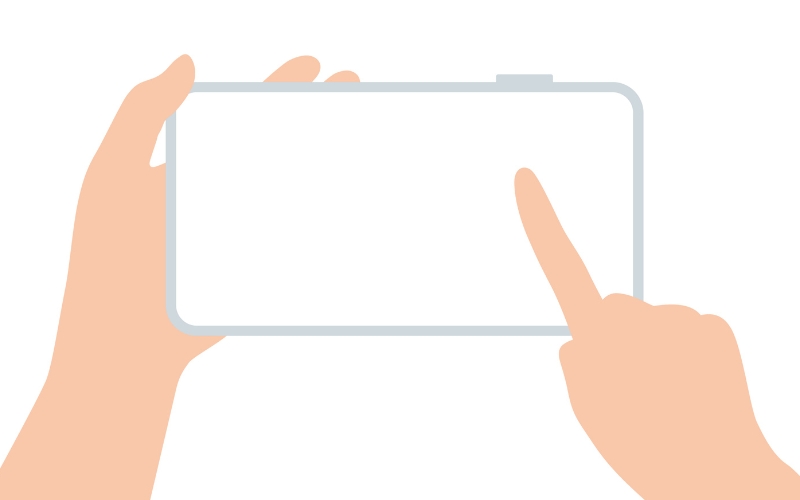 スマホ操作をする手もと