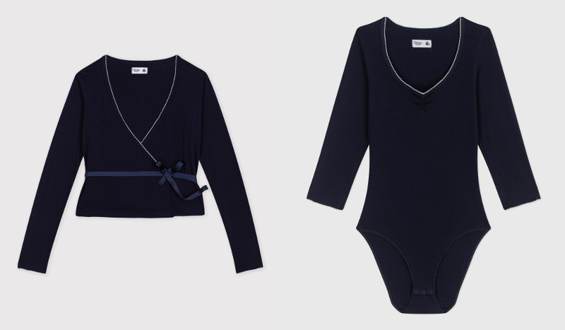 カシュクールトップ¥15,400
ボディスーツ¥12,100