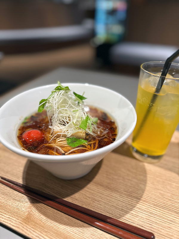 サウナで食べるラーメン