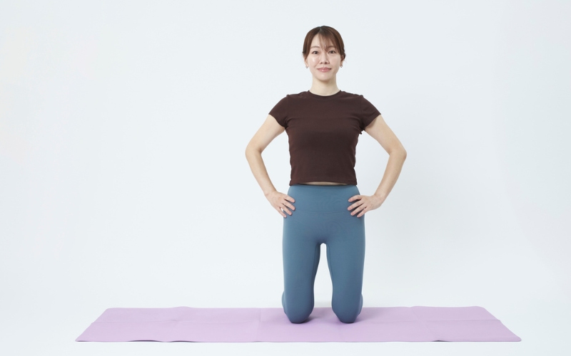ヨガ「かんぬきのポーズ」①