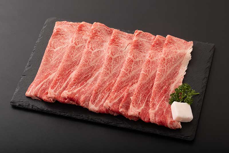 さしの入った牛肉と牛脂