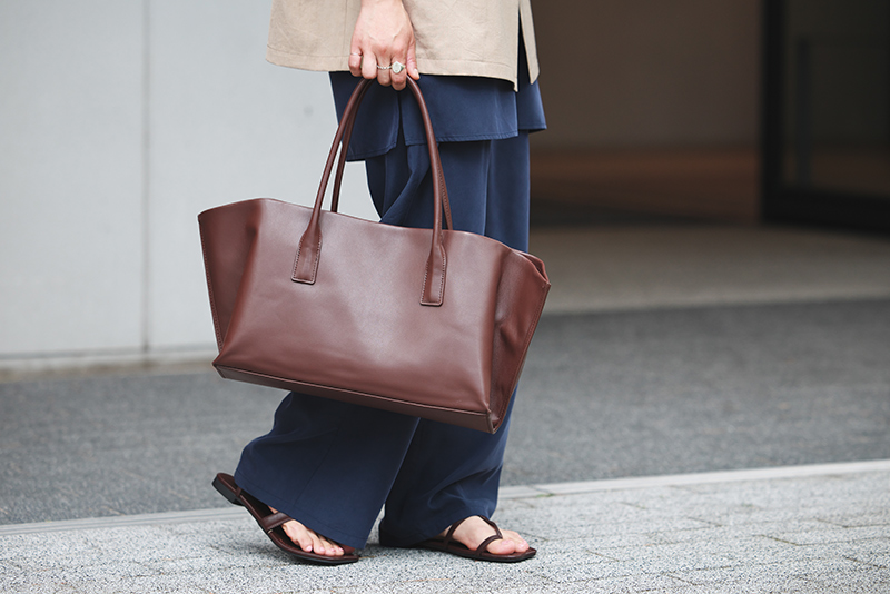 URBAN EXPRESSIONSのトートバッグ