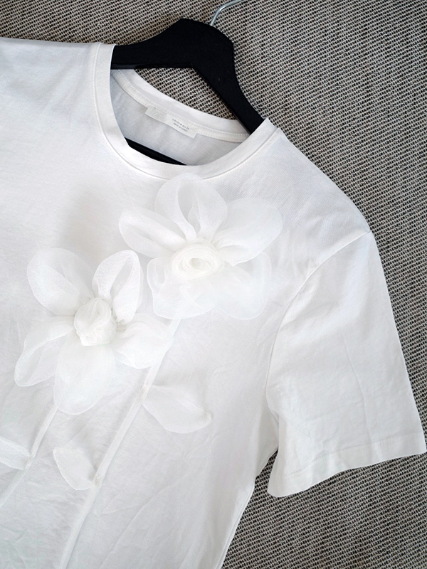 ZARAのTシャツ