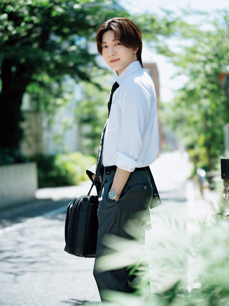 中村嶺亜　Oggi202608