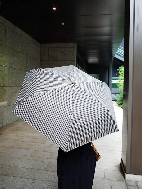 トラディショナル ウェザーウェアの晴雨兼用傘