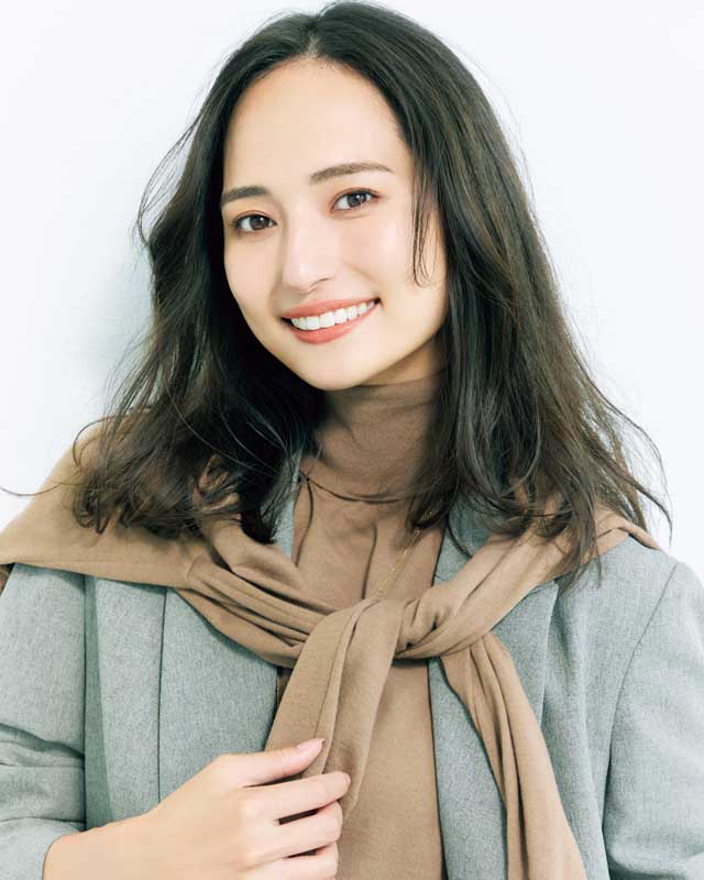 山賀琴子