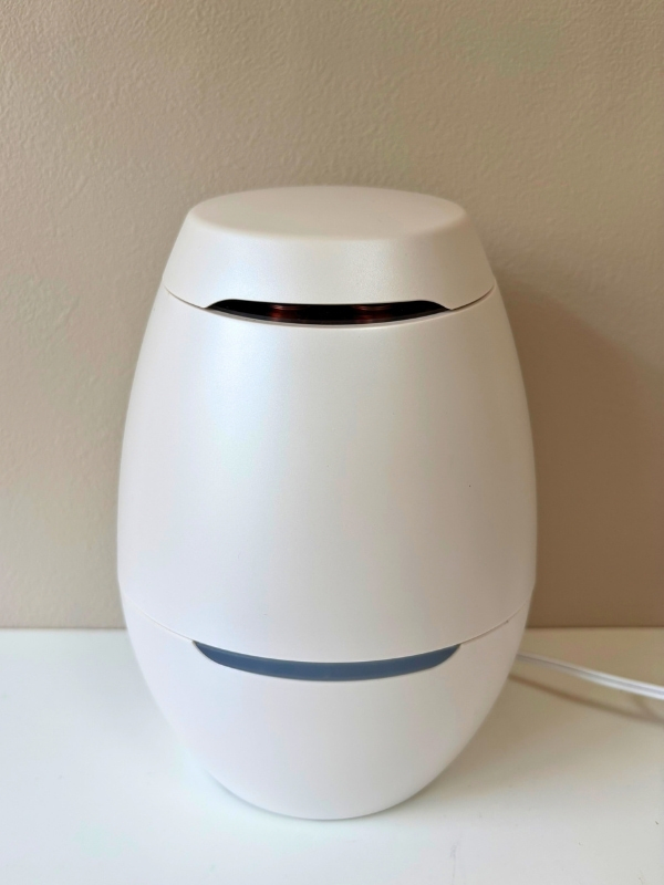 蓋をとじた美顔器の写真