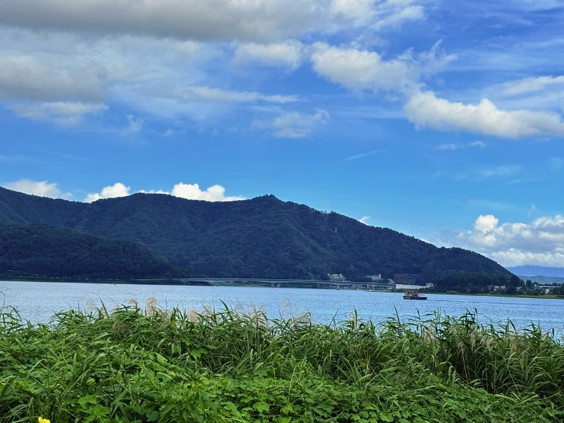 湖の写真
