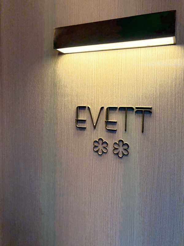 韓国 EVETT