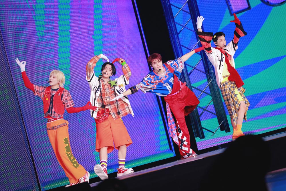 YUMA、HARUA、TAKI、MAKI　ミニモニ。パフォーマンス写真