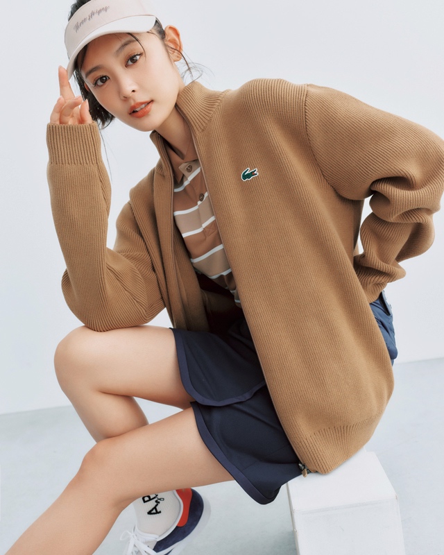 LACOSTEのニットブルゾン