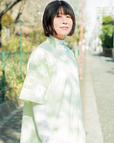 歌人・作家 岡本真帆さん