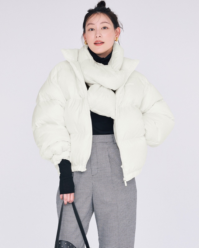 レスポートサックのダウン×カットソー×パンツ