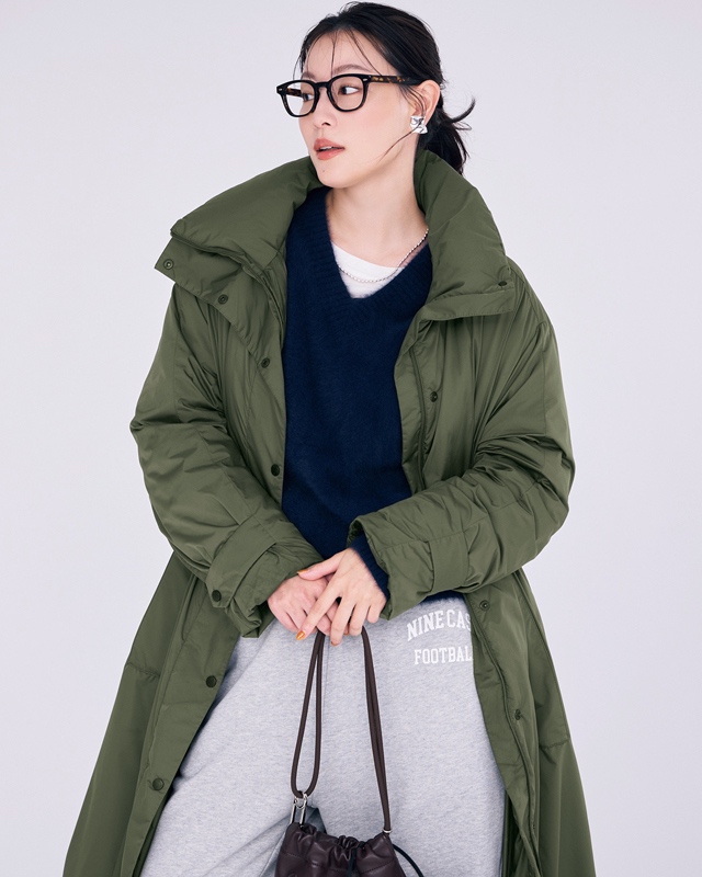 DUVETICAのダウン×スウェットコーデ