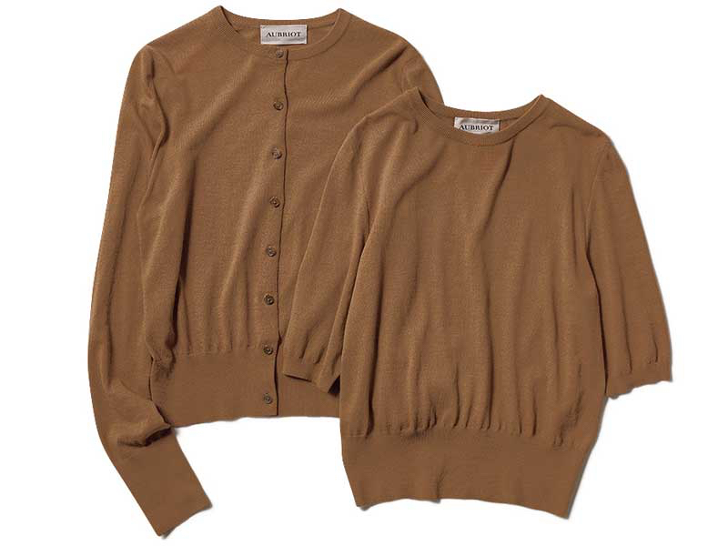 カーディガン¥55,000・ニット¥39,600(オブリオ)