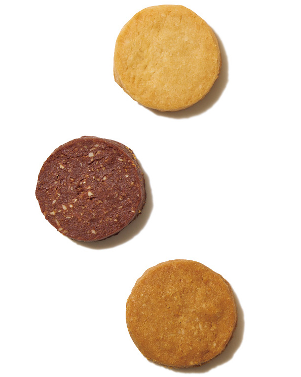 ペストリーショップ「スイーツ＆デリ」のヴィーガンクッキー缶