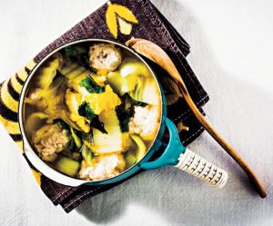 レンコン鶏団子と白菜のスープ