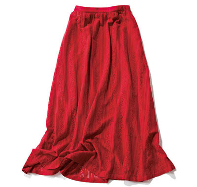 MIIAの赤レーススカート