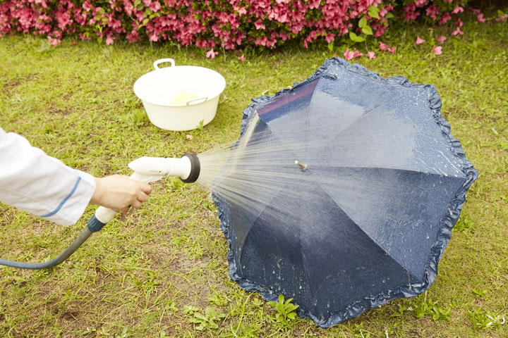 【4】おしゃれ着洗剤で洗える！春雨兼用日傘